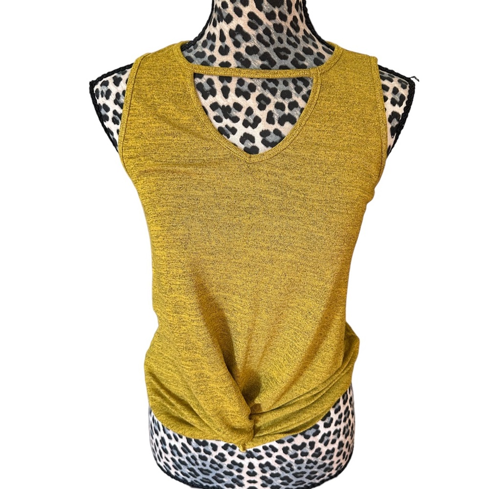 SHEIN TOP
